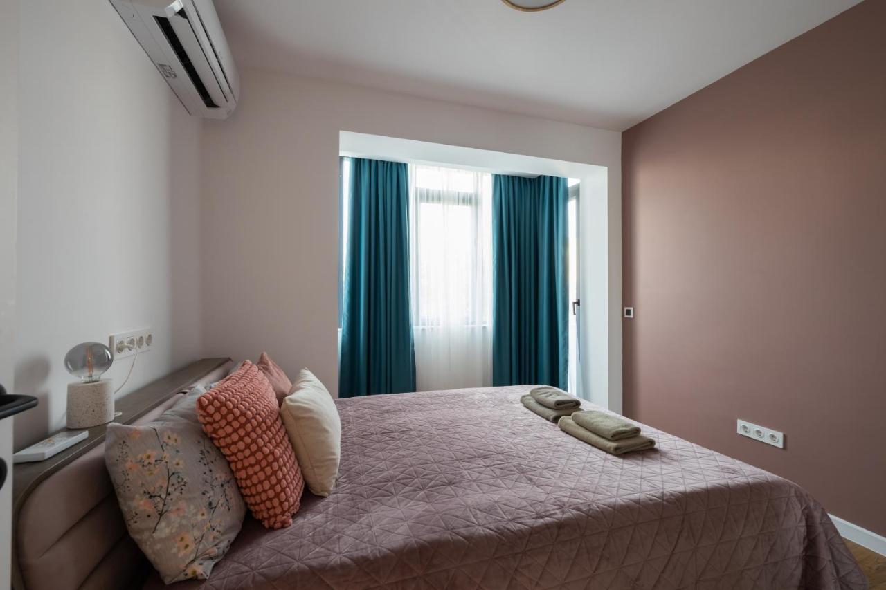 Opal Beachfront Apartment Varna Ngoại thất bức ảnh