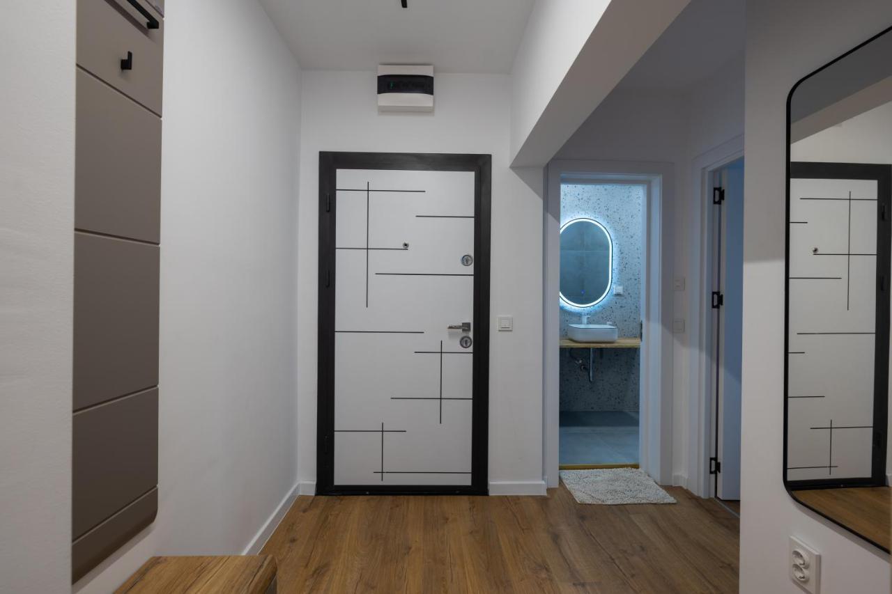 Opal Beachfront Apartment Varna Ngoại thất bức ảnh